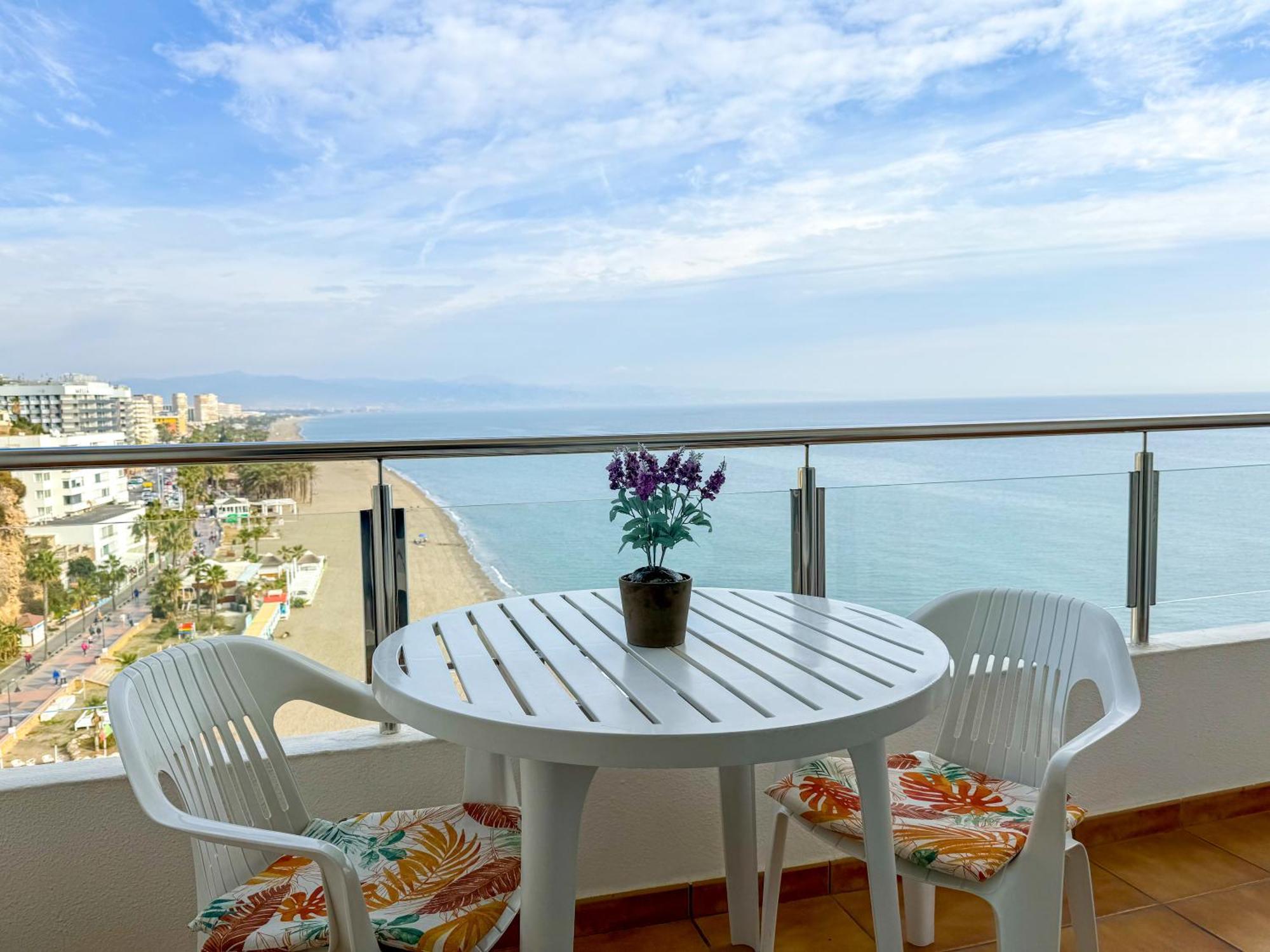 Spectacular Sea Views Torremolinos Apartment ภายนอก รูปภาพ